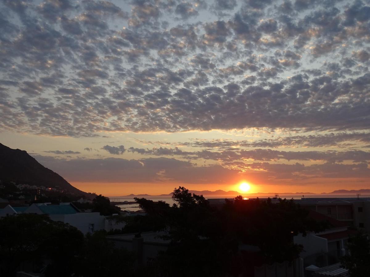 Big Skies Guesthouse Gordonʼs Bay Εξωτερικό φωτογραφία